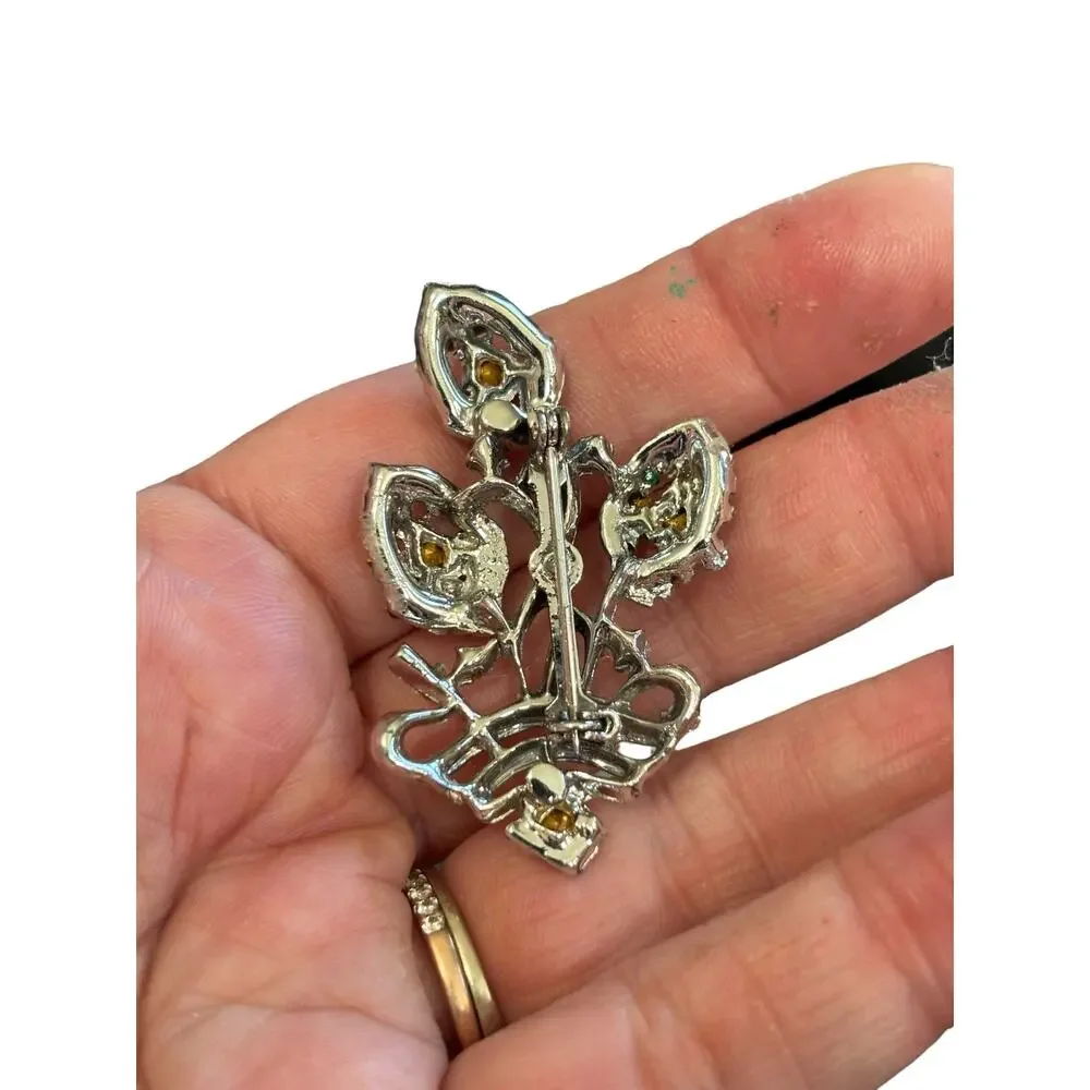 Vintage Rhinestone Flower Basket Brooch Silver Tone Bridal 1940s 50s